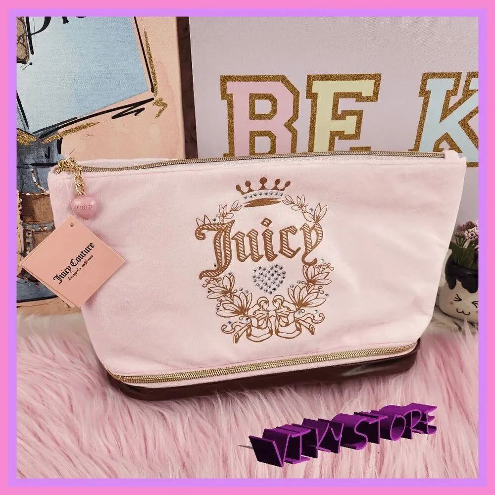 💕 NWT Juicy Couture Pink Velvet Cosmetic Bag Logo Bottom Compartment #7134 💕